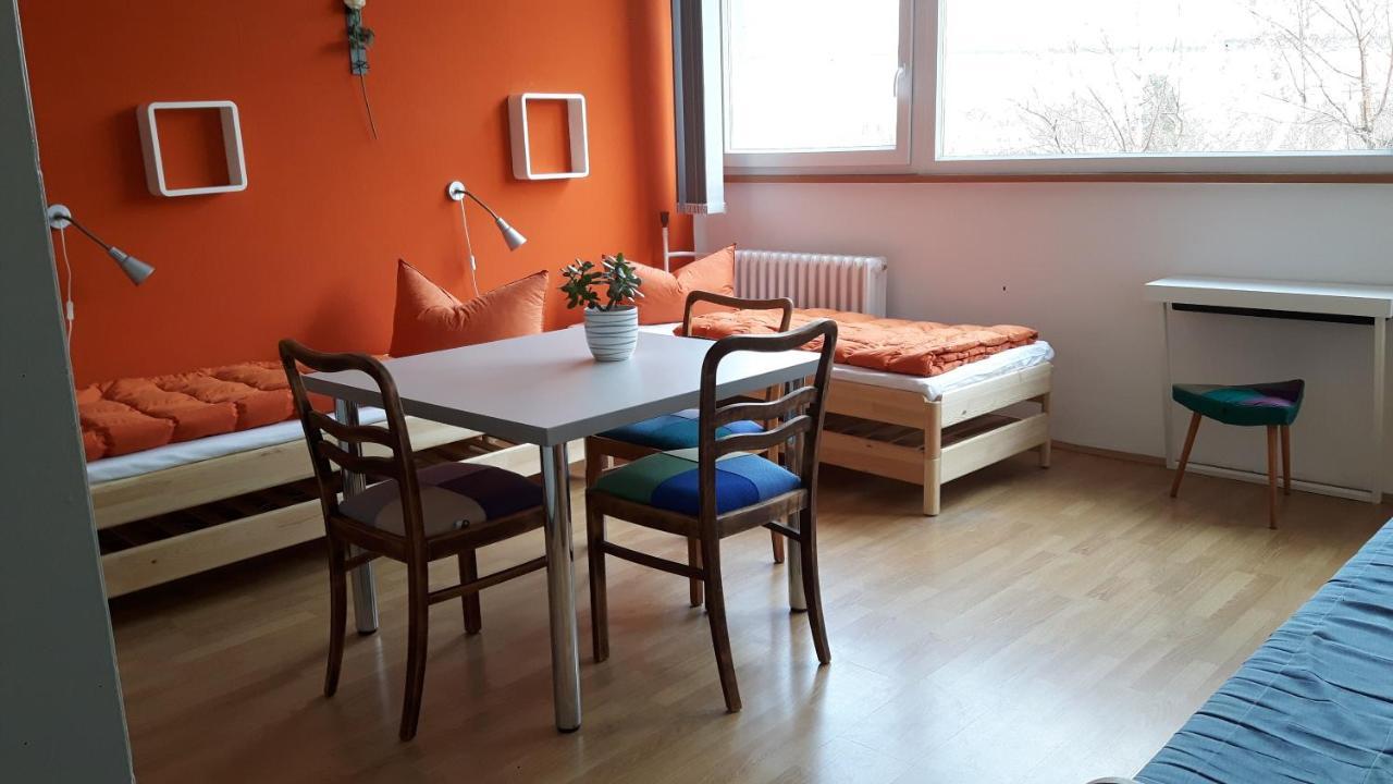 Hostel Στράλσουντ Εξωτερικό φωτογραφία